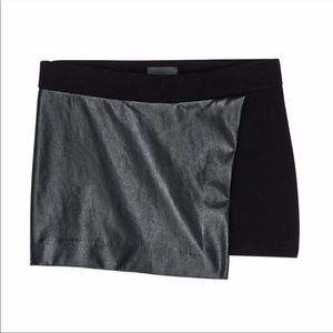 🔥 2/$15 WILFRED FREE Liah Mini Skort
